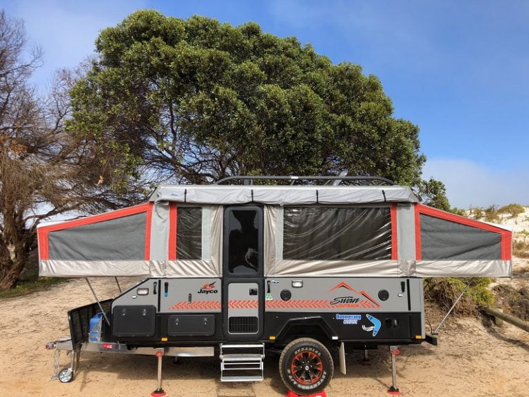 travelling australia in a jayco camper trailer